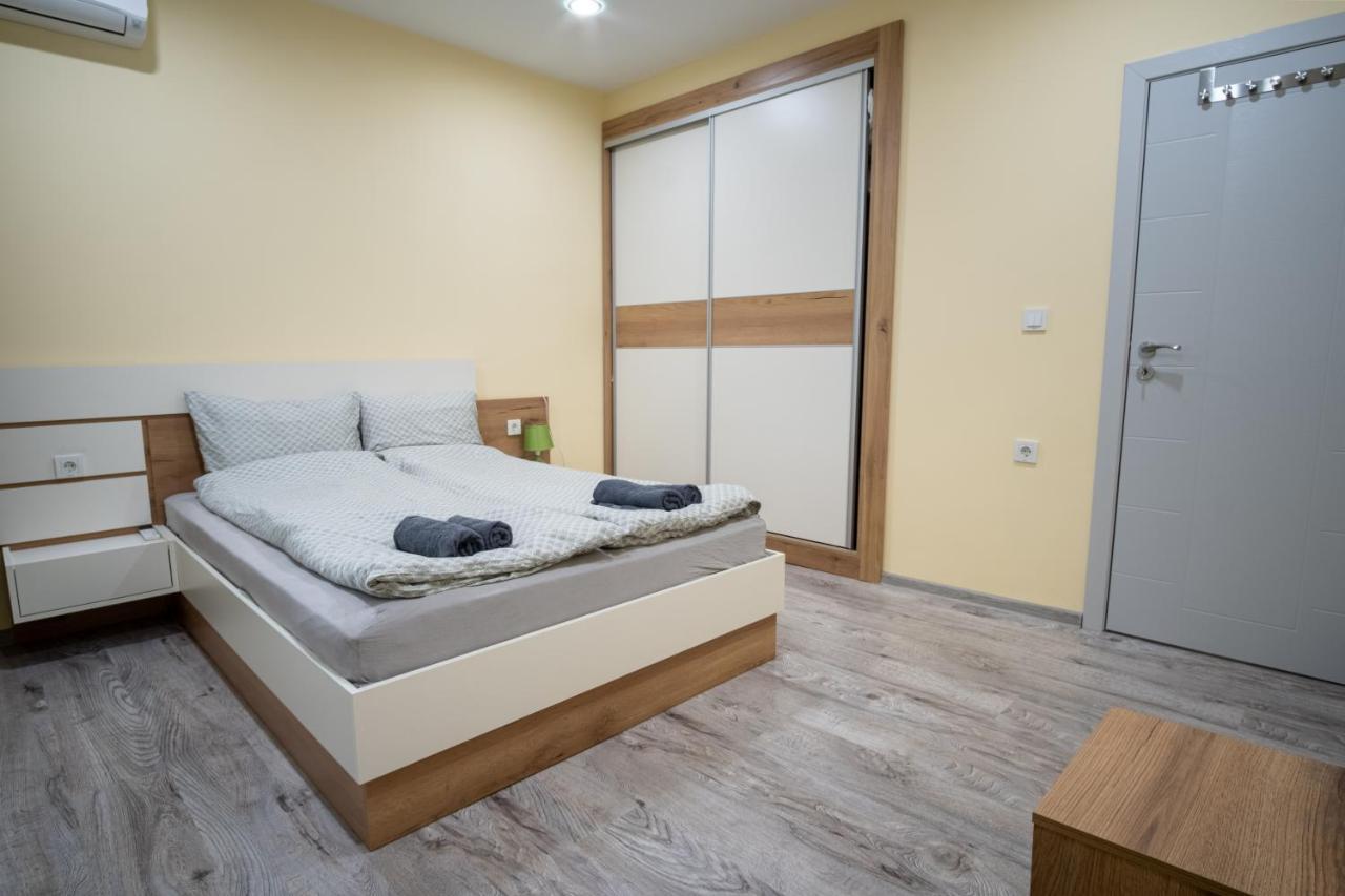 רוסה Apartment Yana מראה חיצוני תמונה